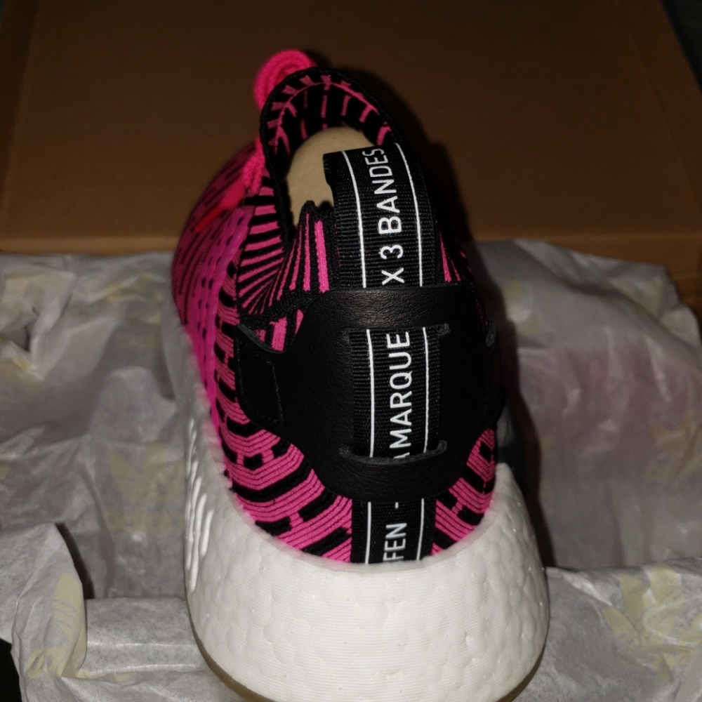 Adidas NMD_R2 Pink - Picture 6 of 7